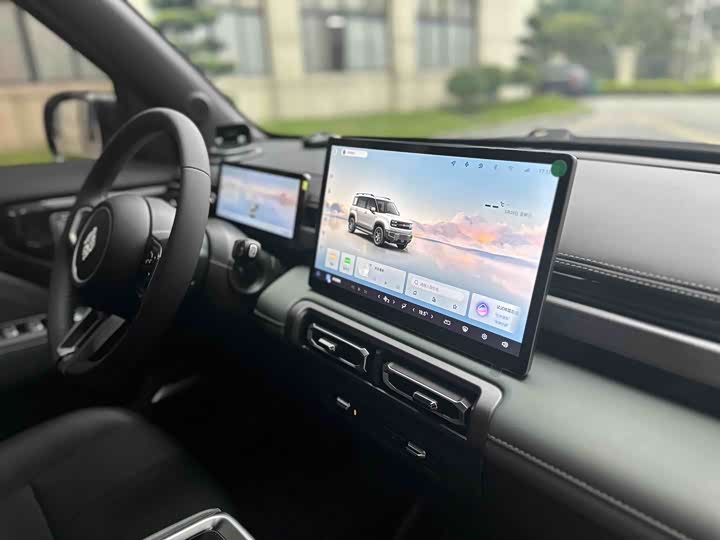 Baojun Yep Plus 2025 2025款 旗舰版 5座