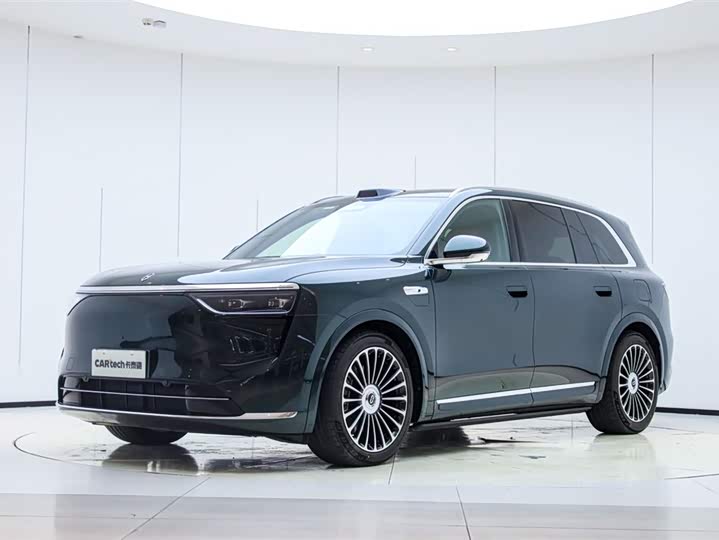 Aito M8 2025 2025款 增程 Ultra版 53.4kWh 6座版 (192线激光雷达）