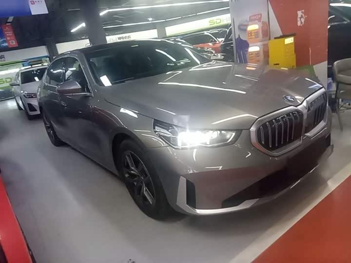 BMW i5 2025 2025款 eDrive 35L 豪华套装