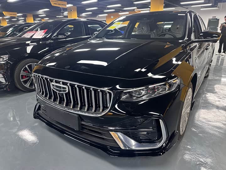 Geely Preface 2026 2026款 东方曜 1.5TD 昆仑版
