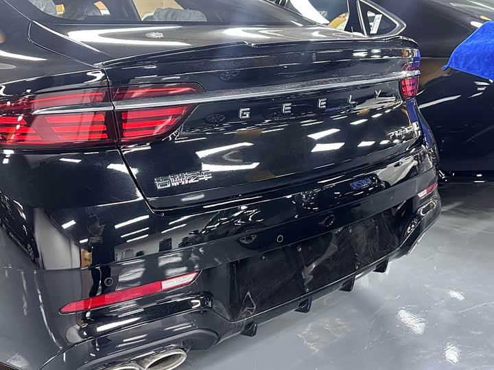 Geely Preface 2026 2026款 东方曜 1.5TD 昆仑版