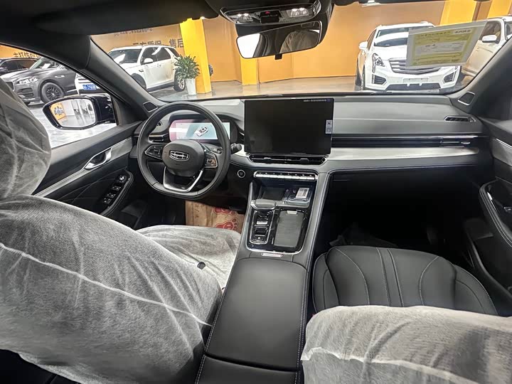 Geely Preface 2026 2026款 东方曜 1.5TD 昆仑版
