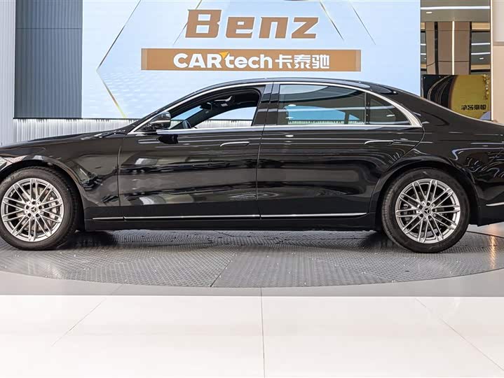 Фото 3 - Mercedes-Benz S-Class
