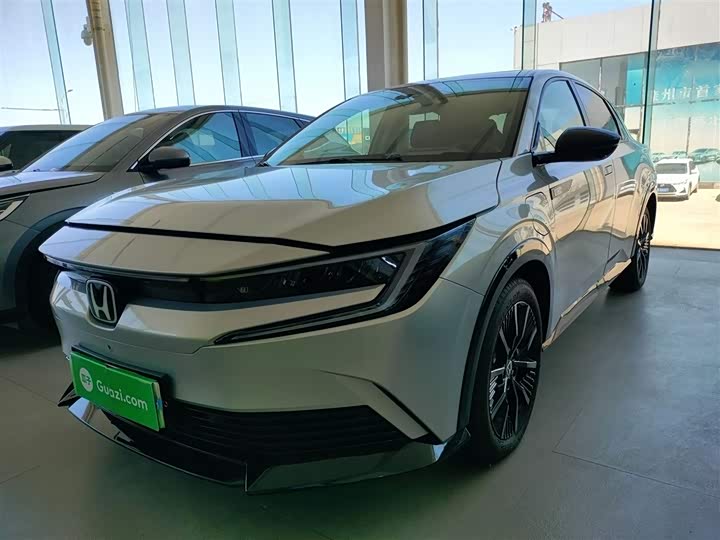 2024 Honda e:NP2