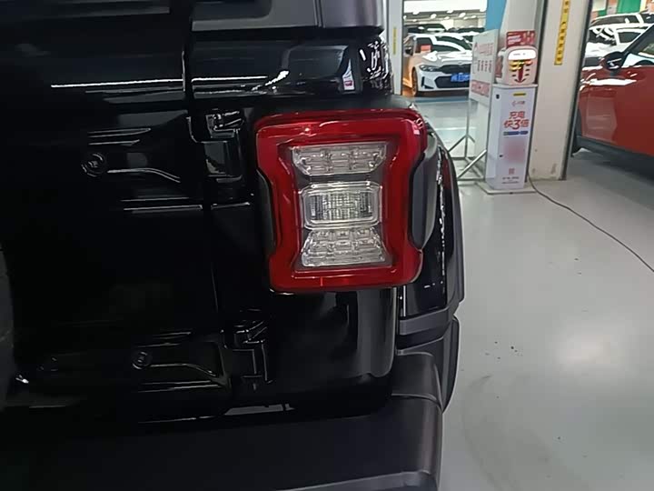 Jeep Wrangler Hybrid 2021 2021款 四门 2.0T 4xe 撒哈拉先行版