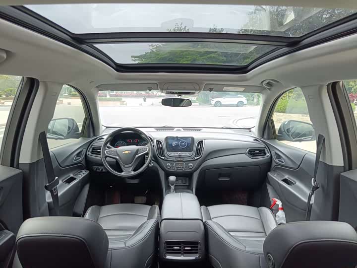 صورة 5 - Chevrolet Equinox