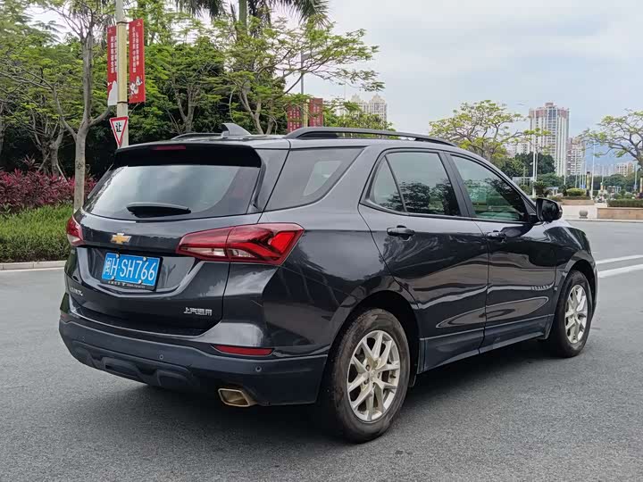 صورة 9 - Chevrolet Equinox