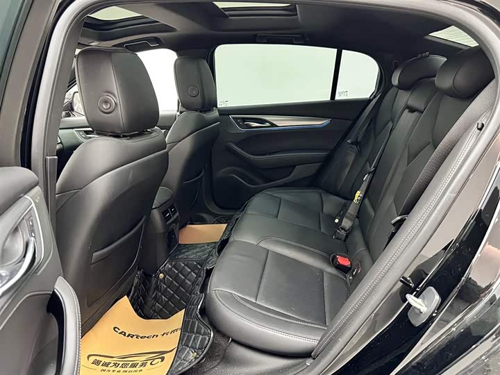 Фото 9 - Cadillac CT5