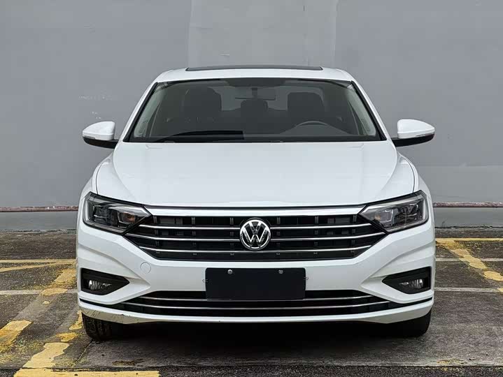 Фото 2 - Volkswagen Sagitar L