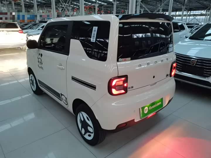 Geely Galaxy Panda Mini 2025 2025款 熊猫mini 210km 元气熊