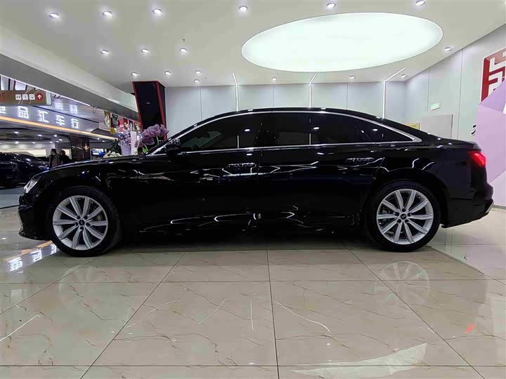 Photo 6 - Audi A6L