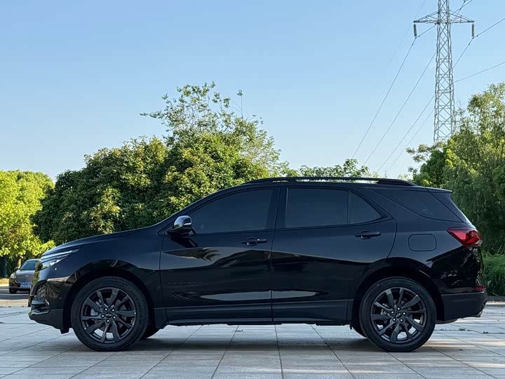 Фото 3 - Chevrolet Equinox