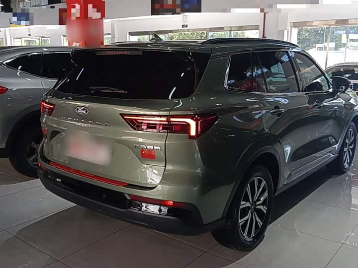Zdjęcie 7 - Ford Equator Sport