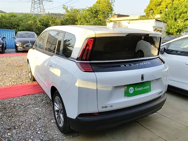 Bestune NAT 2023 2023款 PRO 舒享出行版 425km