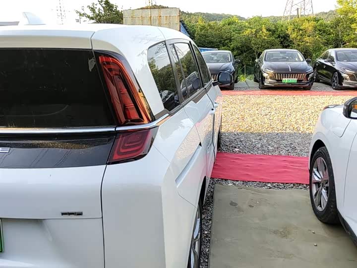 Bestune NAT 2023 2023款 PRO 舒享出行版 425km