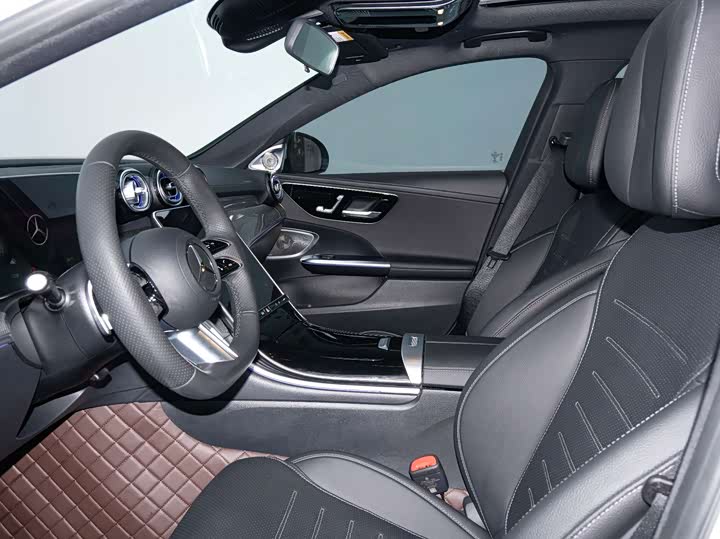 Zdjęcie 4 - Mercedes-Benz C-Class