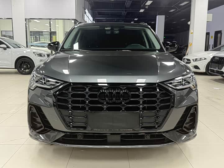 Фото 3 - Audi Q3