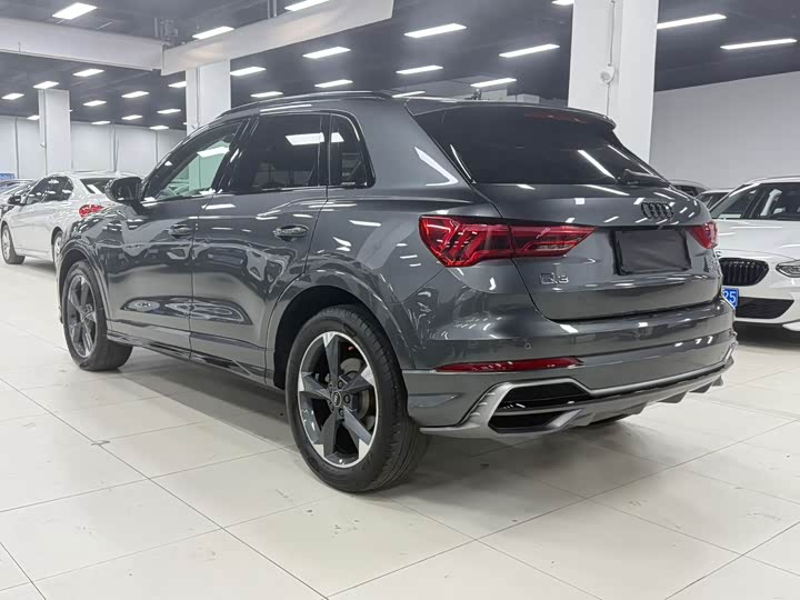 Фото 7 - Audi Q3