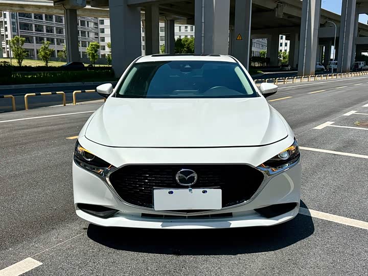 Фото 2 - Mazda 3 (Axela)