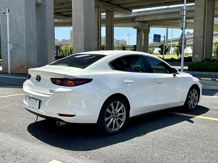 Фото 7 - Mazda 3 (Axela)