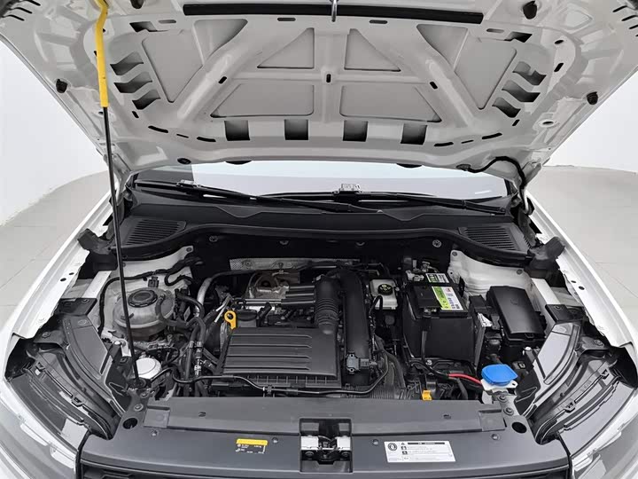 Фото 6 - Volkswagen Tharu