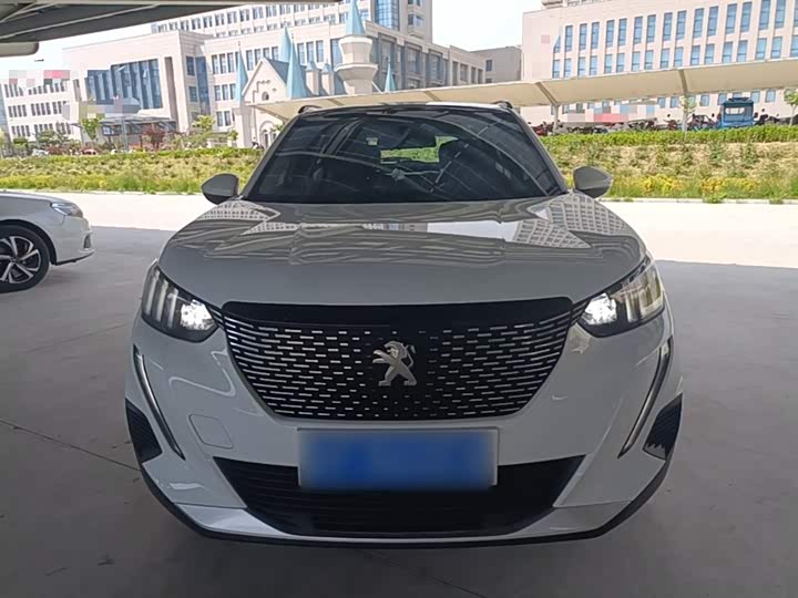 Фото 3 - Peugeot 2008