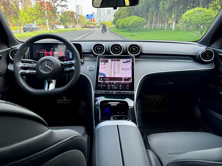 Фото 7 - Mercedes-Benz C-Class