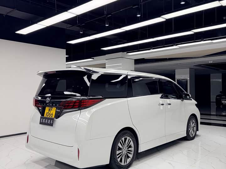 Toyota Alphard 2024 2024款 双擎 2.5L 臻享版