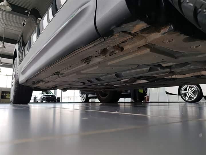 Фото 2 - Mercedes-Benz GLB-Class