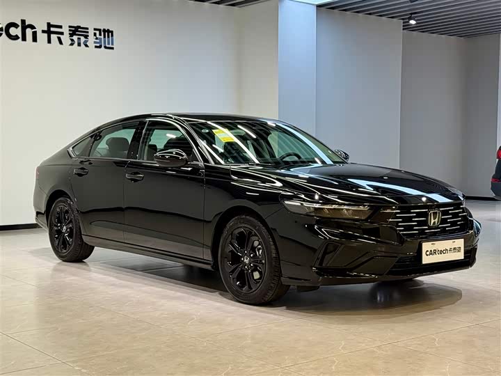 Honda Accord 2025 2025款 运动系列 260TURBO 豪华版