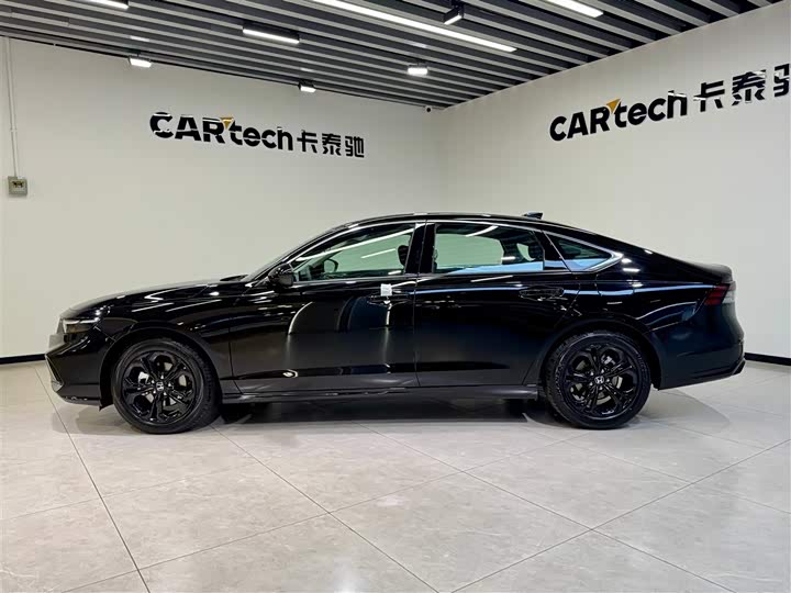 Honda Accord 2025 2025款 运动系列 260TURBO 豪华版