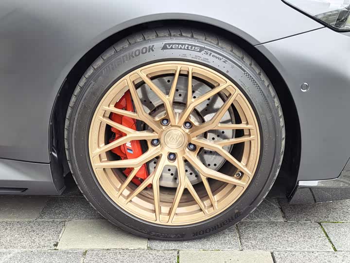 2025 BMW M5 Hybrid