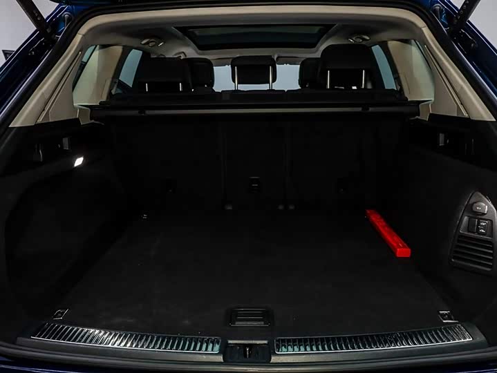 Volkswagen Touareg 2022 2022款 3.0TSI 锐享版 曜黑运动套装