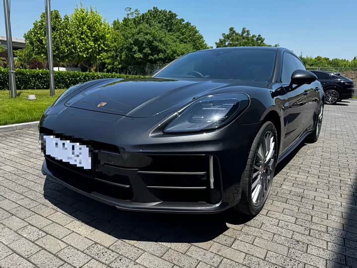 2026 Porsche Panamera