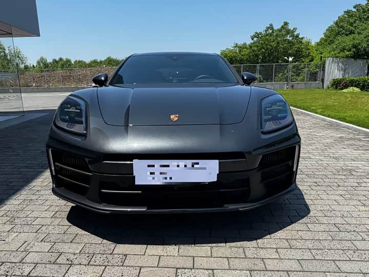 2026 Porsche Panamera