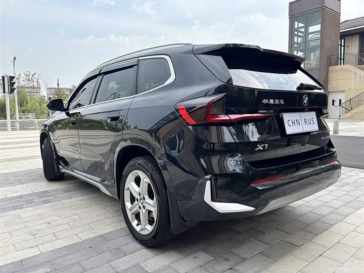 Фото 4 - BMW X1