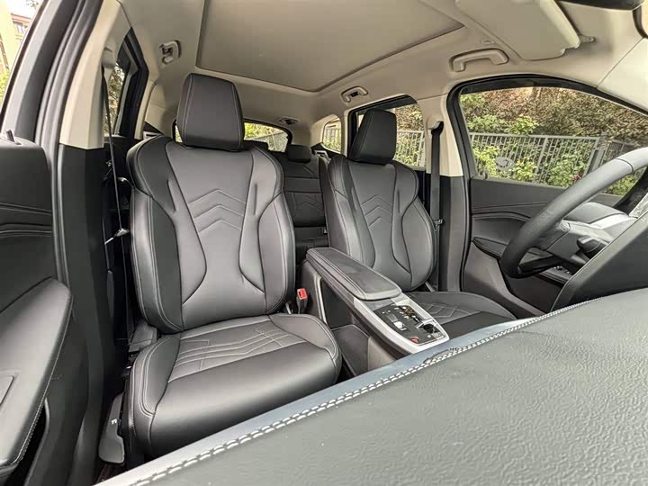 Фото 8 - BMW X1