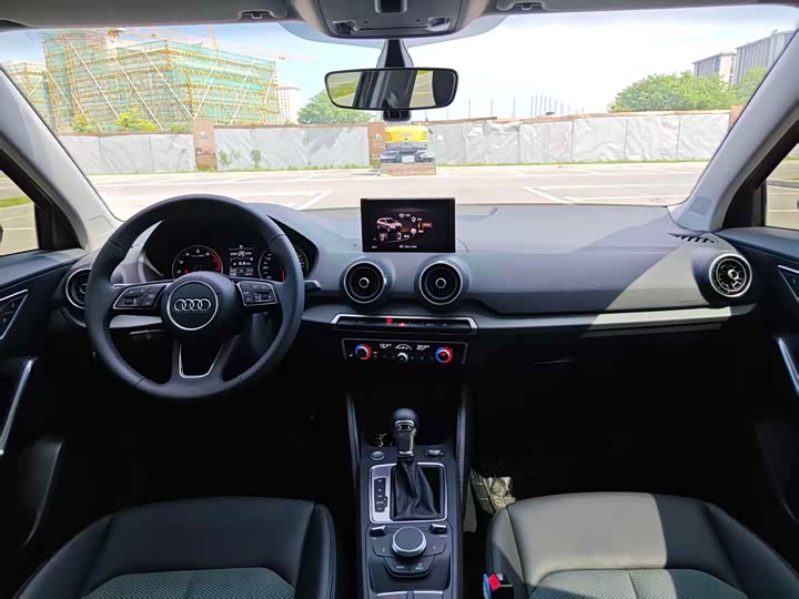 Zdjęcie 7 - Audi Q2L