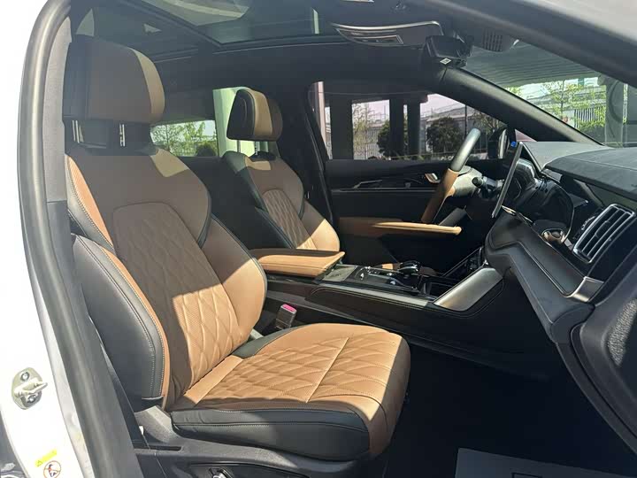 Фото 8 - BYD Tang Hybrid/EV