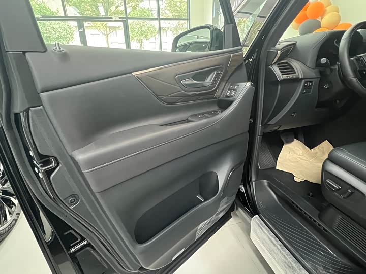 Toyota Alphard 2024 2024款 双擎 2.5L 臻享版