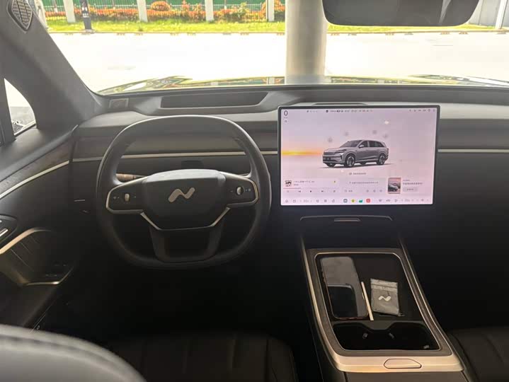 Photo 7 - Nio Onvo L90