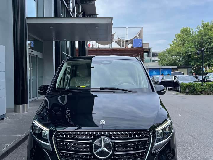 2024 Mercedes-Benz V-Class