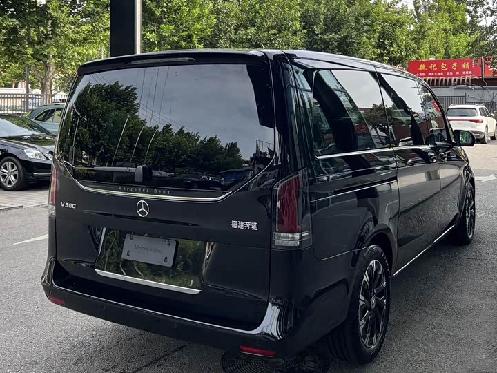2024 Mercedes-Benz V-Class