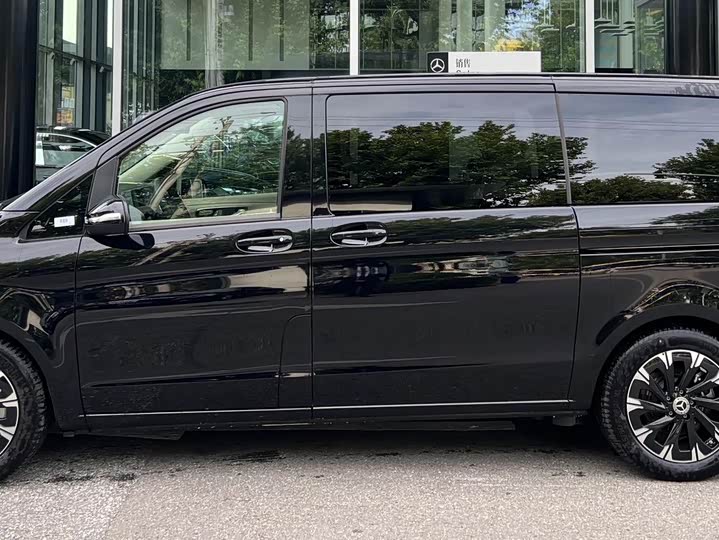 2024 Mercedes-Benz V-Class