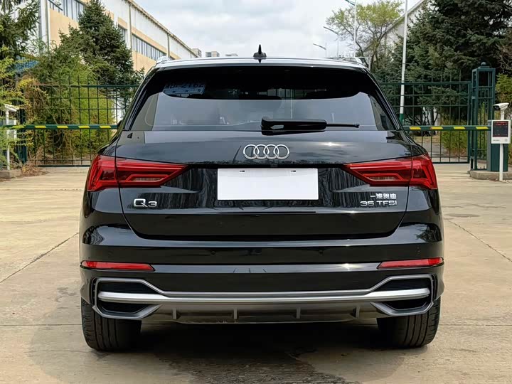 Zdjęcie 6 - Audi Q3