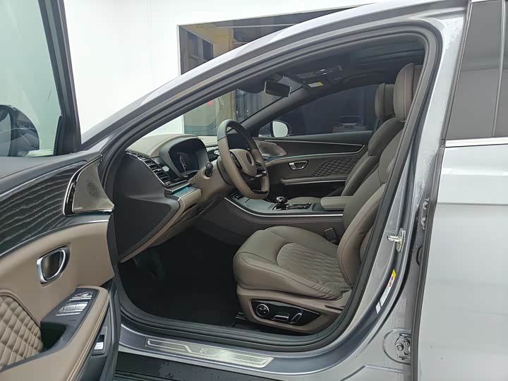 Фото 6 - BYD Han