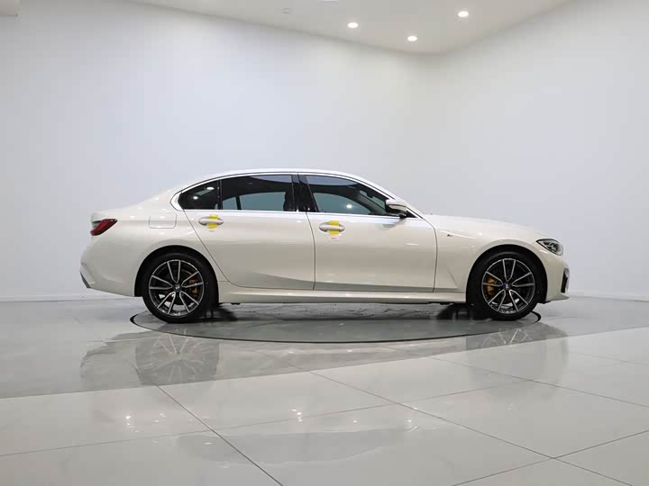 Фото 9 - BMW 3 Series