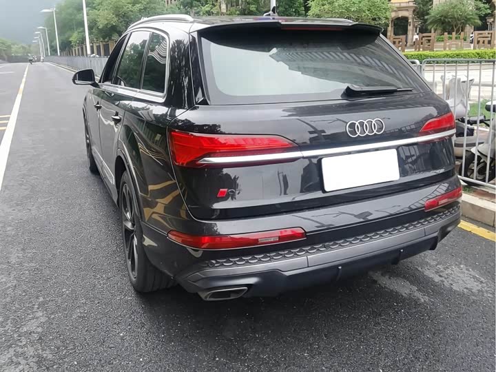 Audi Q7 2025 2025款 55 TFSI quattro S line运动型