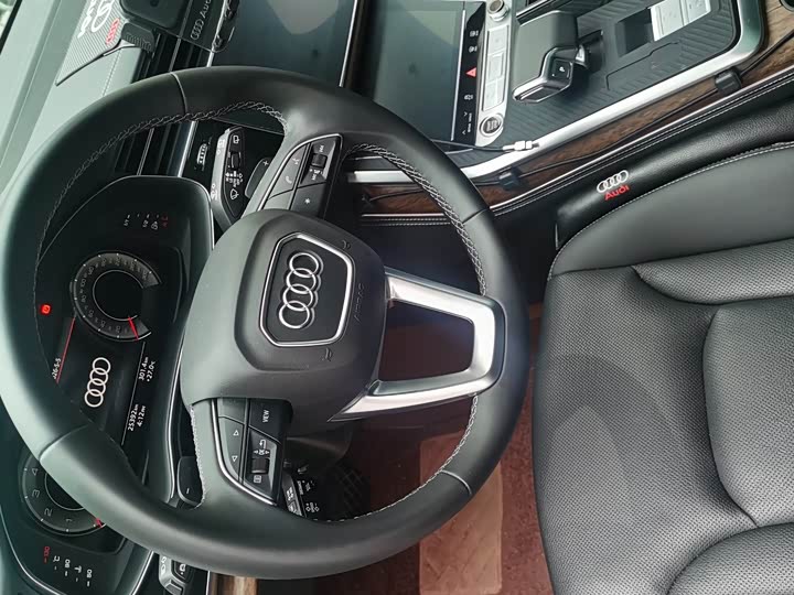 Audi Q7 2025 2025款 55 TFSI quattro S line运动型