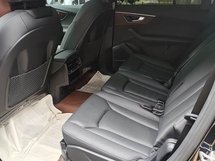 Audi Q7 2025 2025款 55 TFSI quattro S line运动型
